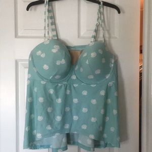 Like new Cacique tankini top with underwire